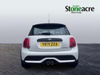 Used Mini Cooper S Exclusive 176 HP (129 kW) 2021 Silver Hatchback