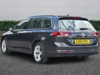 Used VW Passat SE 150 HP (110 kW) 2019 Grey Estate