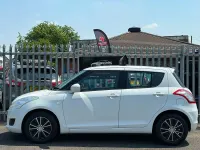 Used Suzuki Swift 2012 White Hatchback