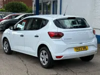 Used Dacia Sandero Essentiel 91 HP (66 kW) 2023 White Hatchback