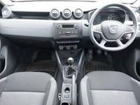 Used Dacia Duster Essentiel 90 HP (66 kW) 2022 Orange SUV