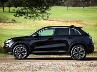 Neu Fiat 600 La Prima 100 PS (73 kW) 2026 Schwarz SUV