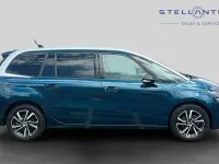 Used Citroën C4 SpaceTourer Shine 127 HP (93 kW) 2021 Blue MPV