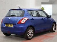 Usado Suzuki Swift SZ3 94 HP (69 kW) 2014 Azul Citadino
