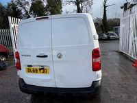Used Vauxhall Vivaro Edition 120 HP (88 kW) 2020 White MPV