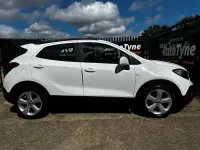 Used Vauxhall Mokka S 2015 White SUV