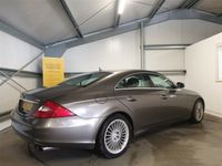 used Mercedes CLS320 CLS 3.0CDI 4d 222 BHP