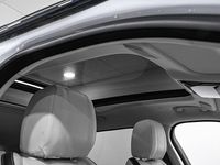 Used Land Rover Range Rover Velar 204 HP (150 kW) 2022 White SUV