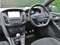 Used Ford Focus ST-Line 140 HP (102 kW) 2018 Grey Hatchback