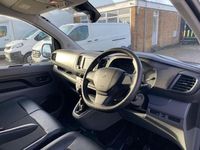 Begagnad Peugeot Expert 100 HK (73 kW) 2020 Vit Van