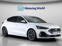 Used Ford Focus ST 280 HP (205 kW) 2023 White Hatchback