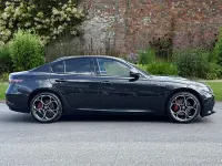 Ny Alfa Romeo Giulia Sprint 276 HK (202 kW) 2026 Svart Sedan