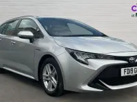 Used Toyota Corolla 122 HP (89 kW) 2019 Tyrol silver Estate
