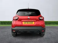 Used Renault Captur Iconic 90 HP (66 kW) 2018 Red SUV