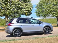 Used Peugeot 2008 GT-line 82 HP (60 kW) 2017 Grey SUV