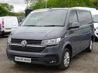 Usado VW Transporter Highline 2023 Gris Van