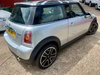 Used Mini Cooper Hatch 122 HP (89 kW) 2010 Silver Hatchback
