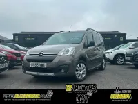 Used Citroën Berlingo XTR 120 HP (88 kW) 2015 Brown MPV
