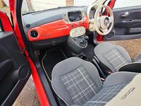 Usado Fiat 500 Lounge 69 HP (50 kW) 2016 Rosa Citadino