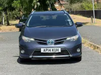 Used Toyota Auris Hybrid 2014 Blue Estate