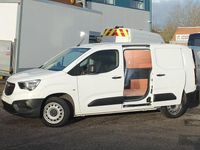 Second-hand Vauxhall Combo 100 CP (73 kW) 2021 Alb Van
