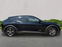 Used Ford Mustang Select 269 HP (197 kW) 2024 Black Hatchback