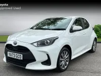 Usado Toyota Yaris Hybrid 116 HP (85 kW) 2024 Branco Citadino