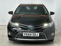 Used Toyota Auris Hybrid 136 HP (100 kW) 2014 Black Hatchback