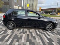 Used VW Golf VII SE 110 HP (80 kW) 2018 Black Hatchback