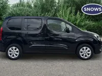 Used Vauxhall Combo Elite 130 HP (95 kW) 2023 Black MPV