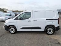 Used Citroën Berlingo 130 HP (95 kW) 2023 White MPV