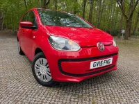 Begagnad VW up! move up! 60 HK (44 kW) 2015 Röd Halvkombi