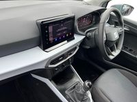 Used Seat Arona SE Technology 95 HP (69 kW) 2023 Urban silver / midnight black roof SUV