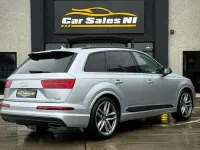 Używany Audi Q7 Black Edition 286 KM (210 kW) 2019 Srebrny SUV
