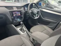 Used Skoda Octavia 85 HP (62 kW) 2018 Race blue metallic Estate