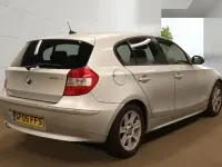 Begagnad BMW 120 2005 Silver Halvkombi