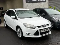 Used Ford Focus Zetec 2011 White Hatchback