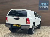 Used Toyota HiLux 150 HP (110 kW) 2020 White Pickup