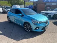 Used Renault Clio Version S 100 HP (73 kW) 2019 Blue Hatchback
