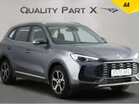 Käytetty MG ZS SE 196 HP (144 kW) 2025 Harmaa Katumaasturi