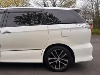 Begagnad Toyota Estima 2026 Vit Minibuss