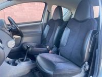 Used Toyota Aygo 68 HP (50 kW) 2011 Silver Hatchback