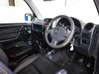 Used Suzuki Jimny SZ4 85 HP (62 kW) 2012 Black SUV