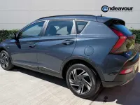 Begagnad Hyundai Bayon SE 2023 Grå SUV