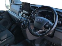 Used Ford Transit Custom Limited 130 HP (95 kW) 2021 White Van