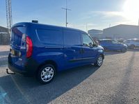 Used Fiat Doblò 90 HP (66 kW) 2016 Blue MPV