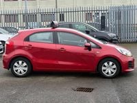Used Kia Rio Air 84 HP (61 kW) 2015 Red Hatchback