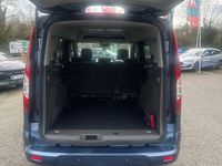 Used Ford Tourneo Titanium 120 HP (88 kW) 2021 Estate