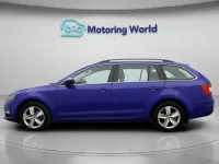 Usado Skoda Octavia SE Technology 116 HP (85 kW) 2020 Azul Carrinha
