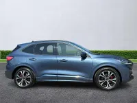 Używany Ford Kuga ST-Line X 120 KM (88 kW) 2021 Niebieski SUV